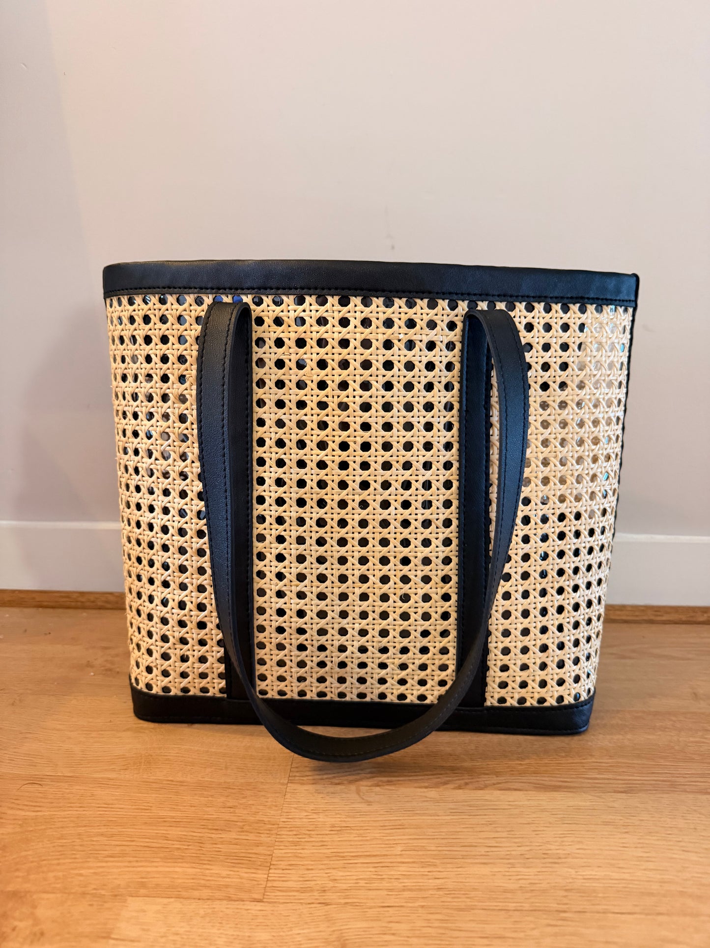 Diwa | Solihiya Tote Bag (Black)