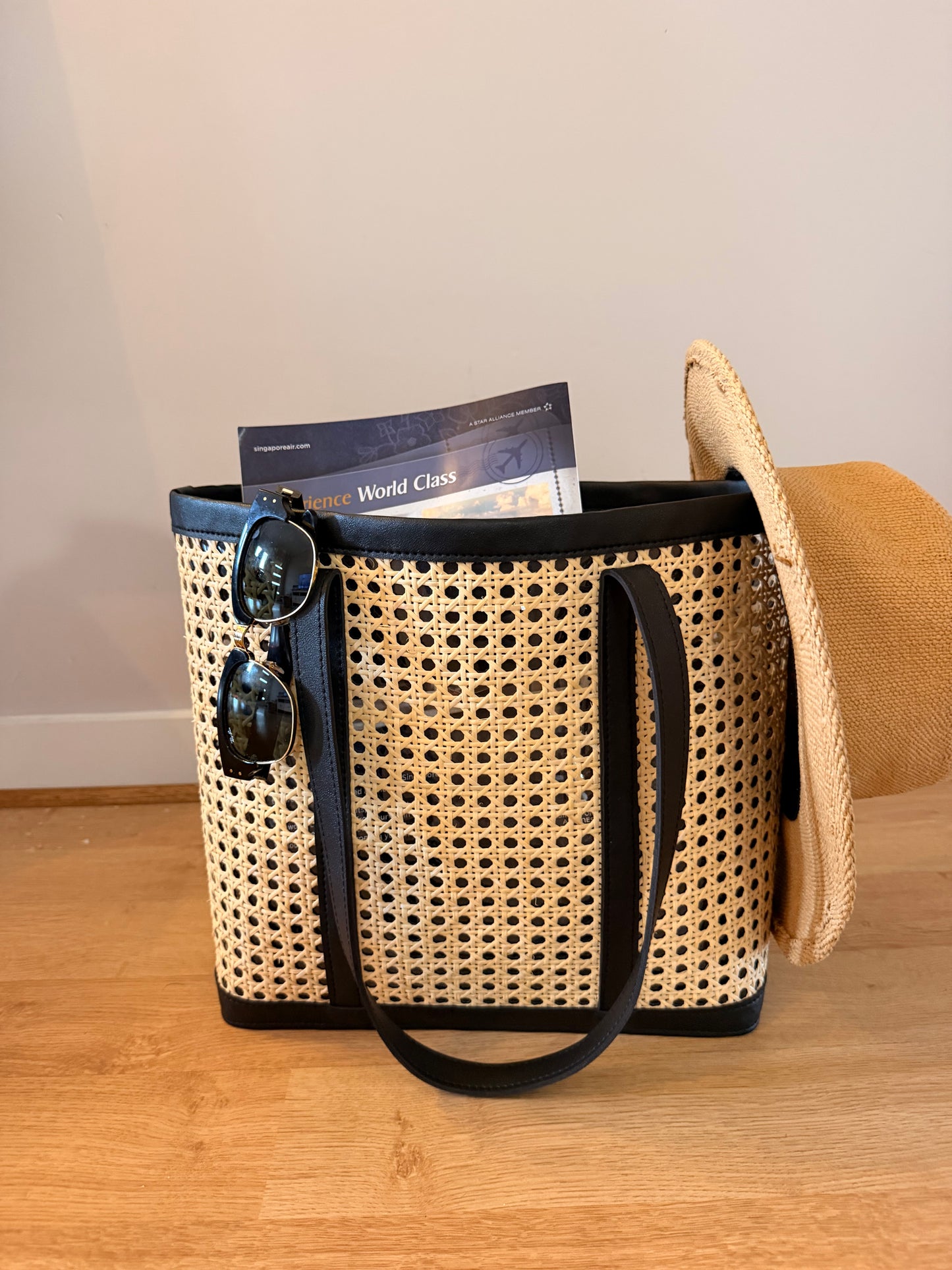 Diwa | Solihiya Tote Bag (Black)